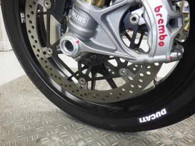 Ducati Streetfighter V4S 2023