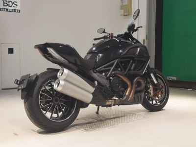 Ducati Diavel 2012