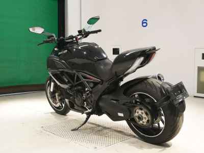 Ducati Diavel 2012
