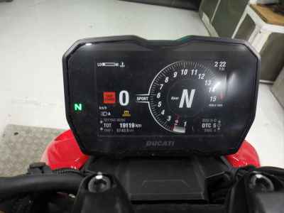 Ducati Streetfighter V4S 2021