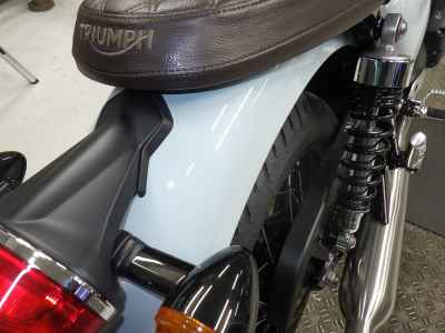 Triumph Bonneville T100 2023