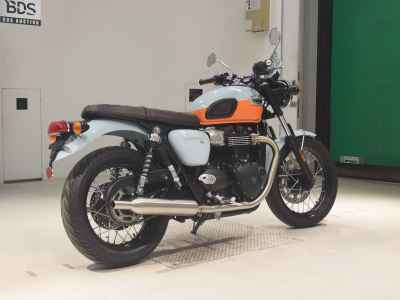 Triumph Bonneville T100 2023