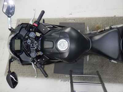 Yamaha YZF-R25 2022
