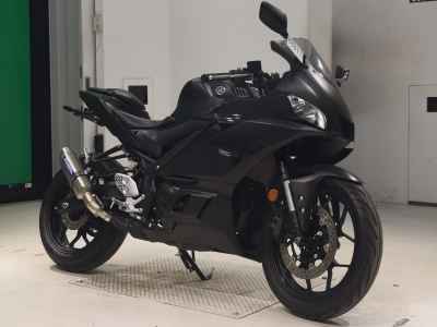 Yamaha YZF-R25 2022