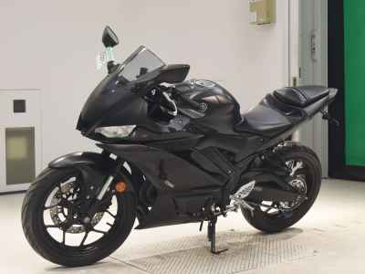 Yamaha YZF-R25 2022
