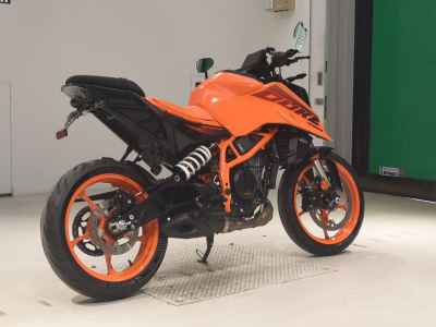 KTM 390 Duke