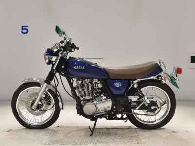 Yamaha SR400 2021