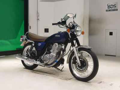 Yamaha SR400 2021