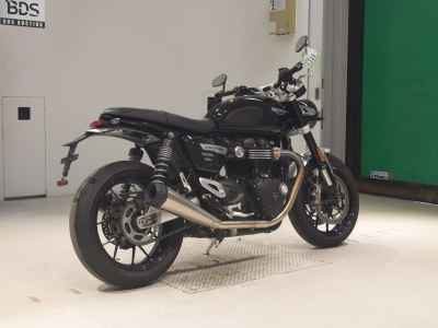 Triumph Speed Twin 1200 2023