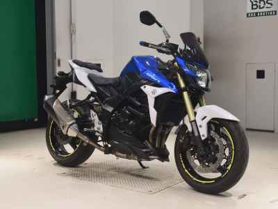 Suzuki GSR750 2013