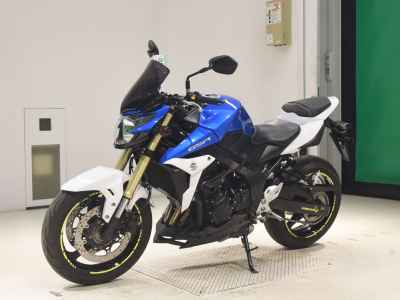 Suzuki GSR750 2013