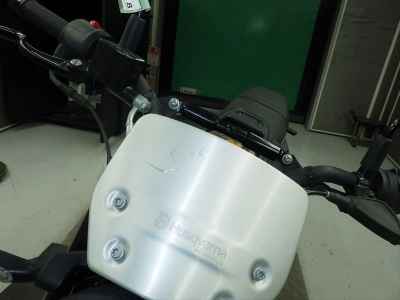 Husqvarna Svartpilen 250