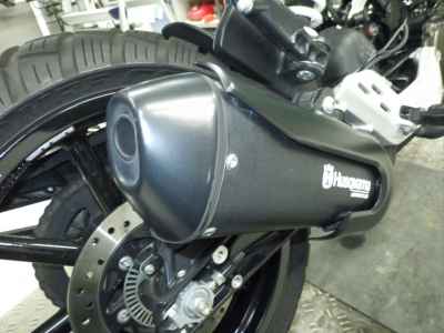 Husqvarna Svartpilen 250