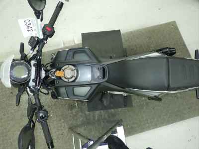 Husqvarna Svartpilen 250