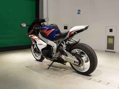 Honda CBR1000RR 2011