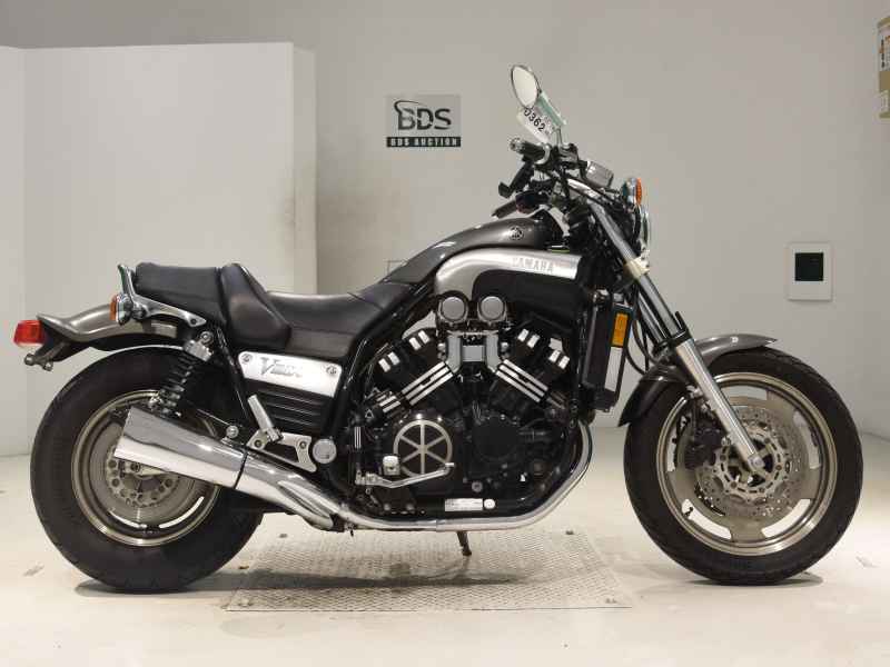Yamaha V-Max 1200