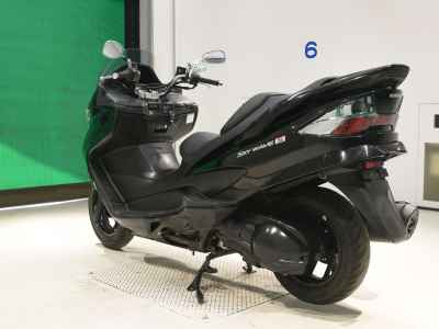Suzuki Skywave 250S