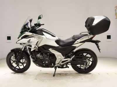 Honda NC750X 2024