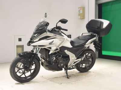 Honda NC750X 2024