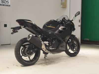 Kawasaki Ninja 400 2019