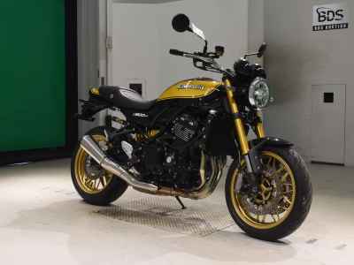 Kawasaki Z900RS SE 2024