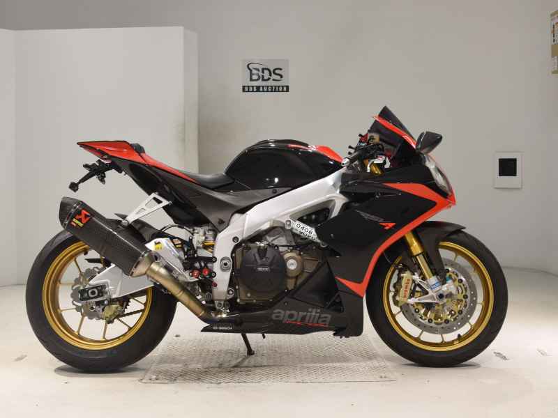 Aprilia RSV4 1000 Factory 2013