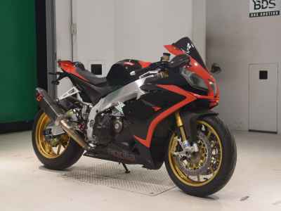 Aprilia RSV4 1000 Factory 2013