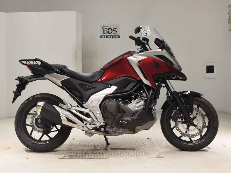 Honda NC750X DCT 2025