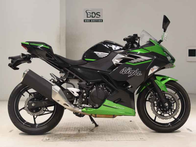 Kawasaki Ninja 400 2024