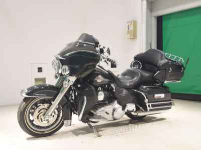 Harley-Davidson Electra Glide FLHTCU1580 2006