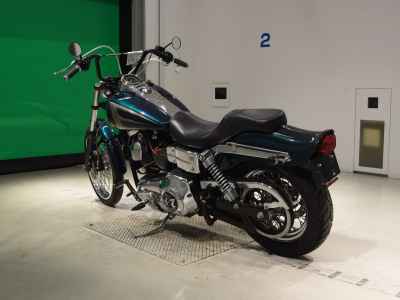 Harley-Davidson Wide Glide FXDWG1450 2005