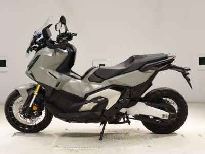 Honda X-Adv 750 2025