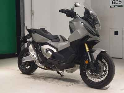 Honda X-Adv 750 2025