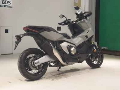 Honda X-Adv 750 2025