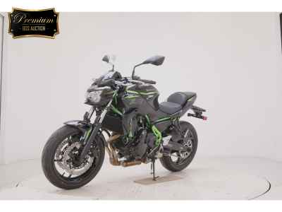 Kawasaki Z650 2025