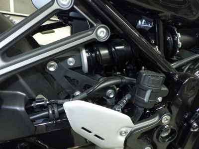 Kawasaki Z900RS 2022