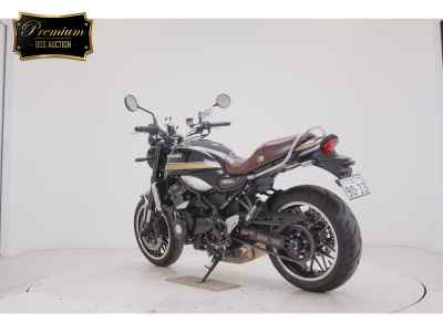 Kawasaki Z900RS 2022