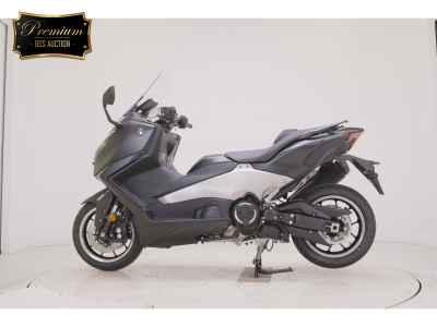 Yamaha TMAX 560 2026