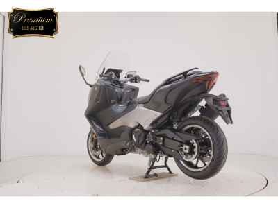Yamaha TMAX 560 2026