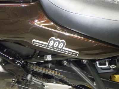 Kawasaki Z900RS 2022