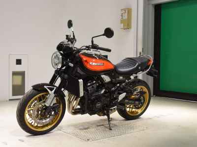 Kawasaki Z900RS 2022