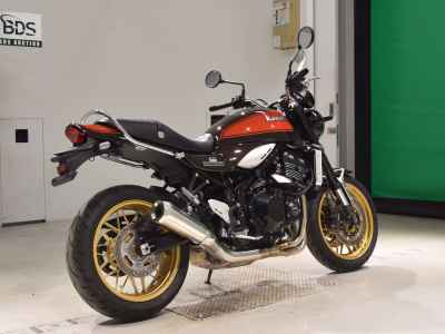 Kawasaki Z900RS 2022