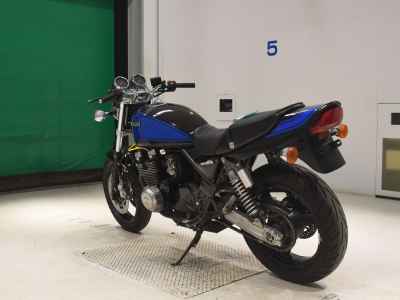 Kawasaki Zephyr 400 2009