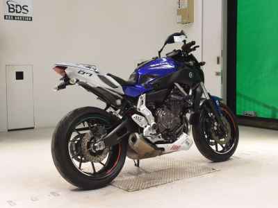 Yamaha MT-07 2015