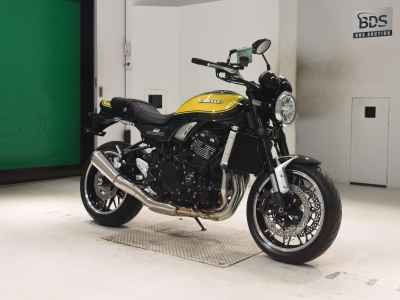Kawasaki Z900RS 2023