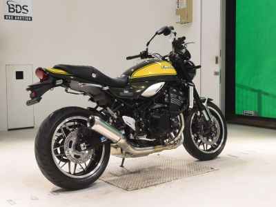 Kawasaki Z900RS 2023
