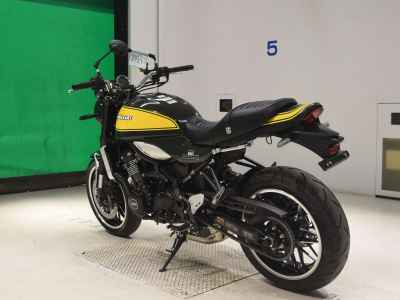 Kawasaki Z900RS 2023