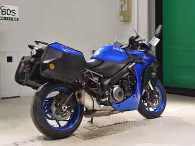 Suzuki GSX-S1000GT 2023