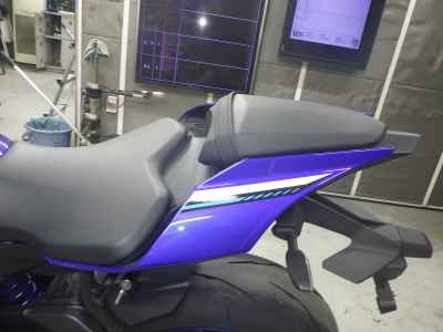 Yamaha YZF-R1 2025