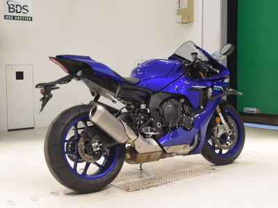 Yamaha YZF-R1 2025